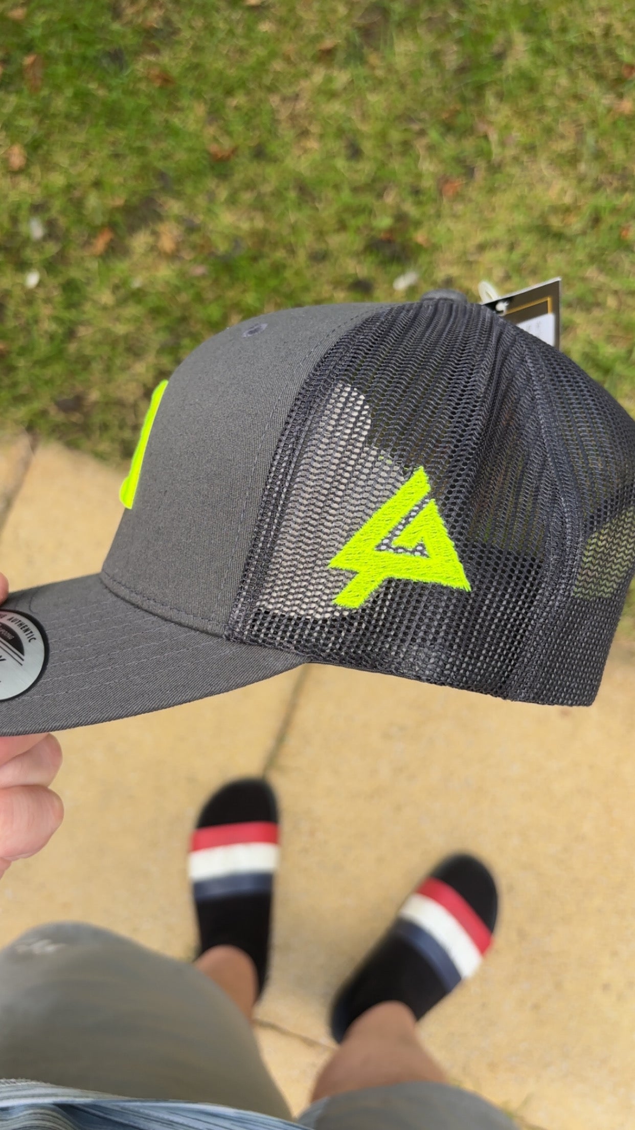 Liberty ascend Black & neon cap
